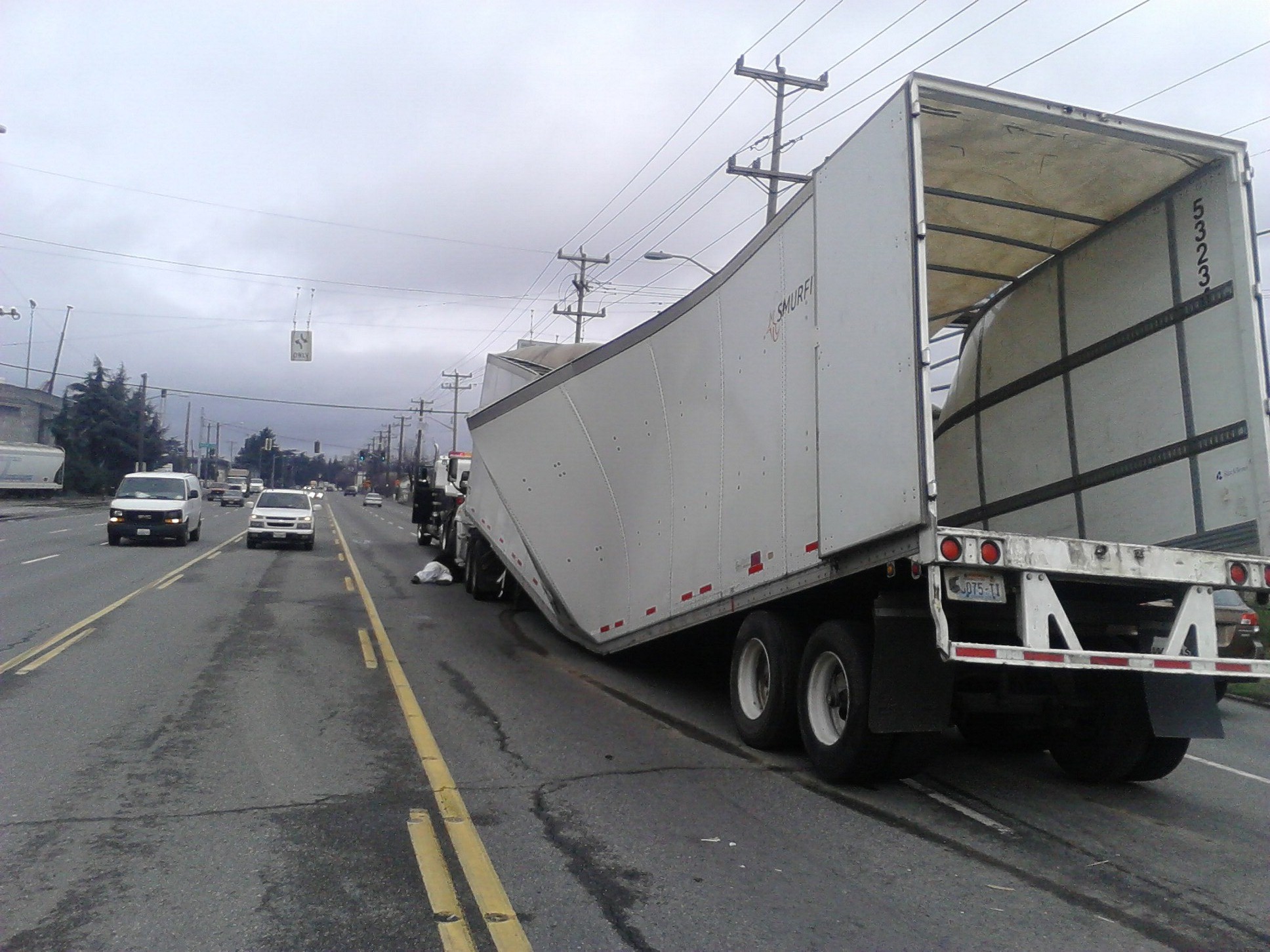 Flatbed-Towing-Service-Port-of-Seattle-WA