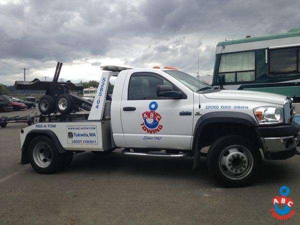 Heavy-Duty-Tow-Truck-Boulevard-Park-WA