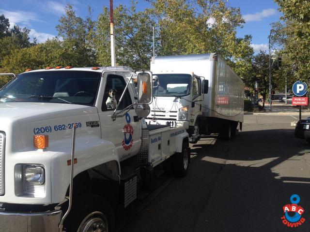 Class-C-Tow-Truck-Seattle-WA