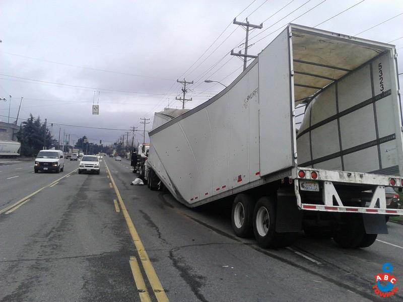 Car-Accident-Tow-Trucks-Downtown-Seattle-WA