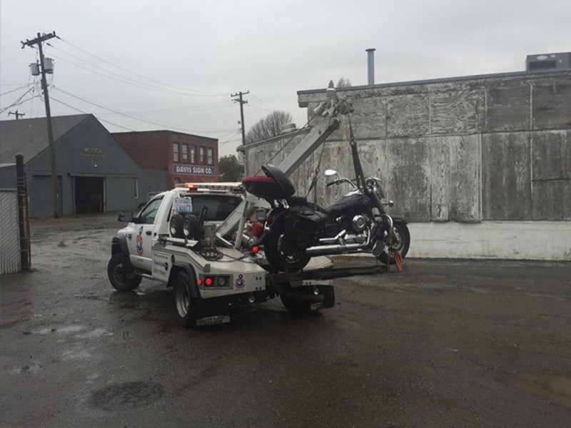 Car-Accident-Tow-Trucks-Port-of-Seattle-WA