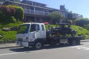 24 Hour Georgetown flatbed towing service in WA near 98108