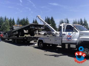 Flatbed-Tow-Truck-Downtown-Seattle-WA