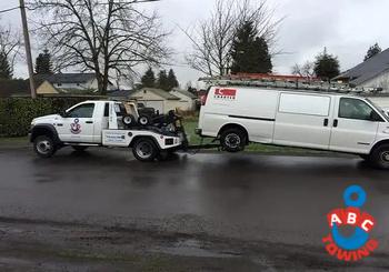 Customer-oriented Seattle private towing company in WA near 98101