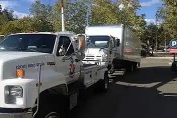 Shoreline vehicle breakdown service in WA near 98133