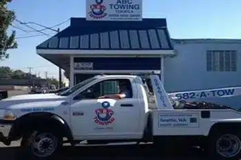 Dependable Issaquah work truck towing in WA near 98027