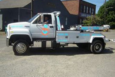 Full service Capitol Hill car towing company in WA near 98102