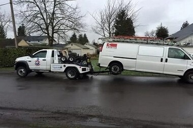 Experienced Rainier Valley private towing company in WA near 98118
