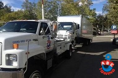 Full service Ballard towing company in WA near 98107