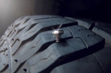 Local Burien flat tire service in WA near 98146