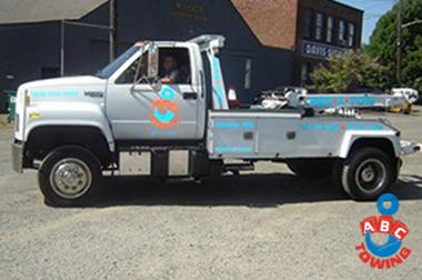 Capitol Hill impound towing professionals in WA near 98102